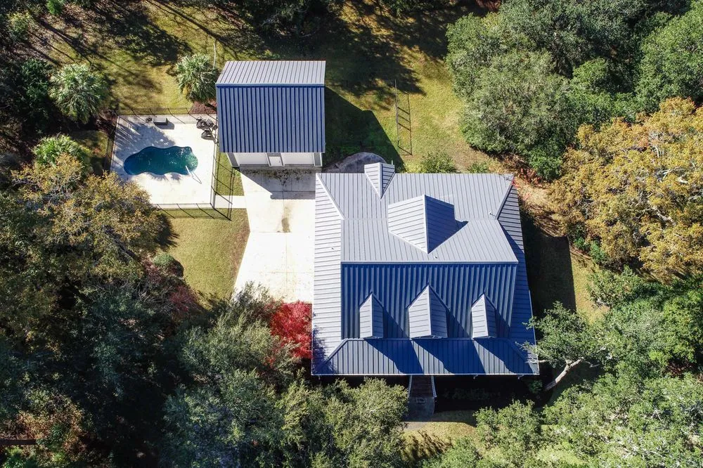 Slide of Patriot Pros Roofing