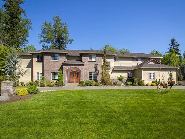 Slide of Patriot Roofing