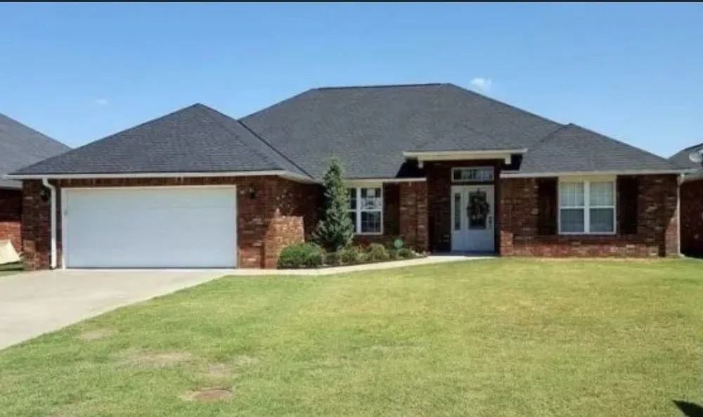 Slide of Patriot Roofing