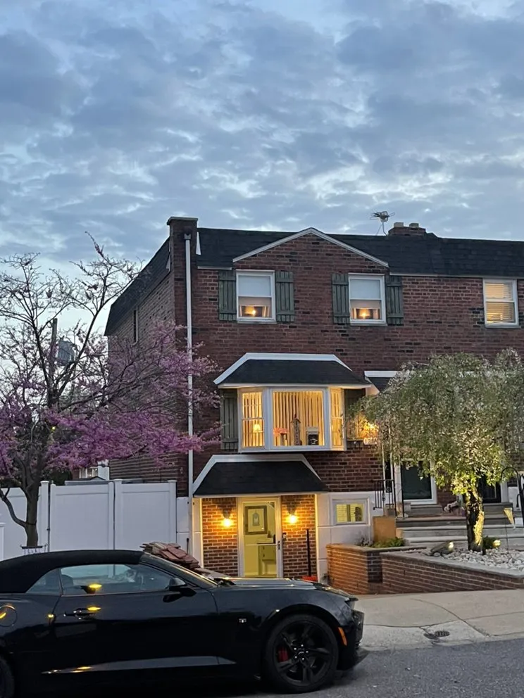 Slide of Pat's Roofing Solutions