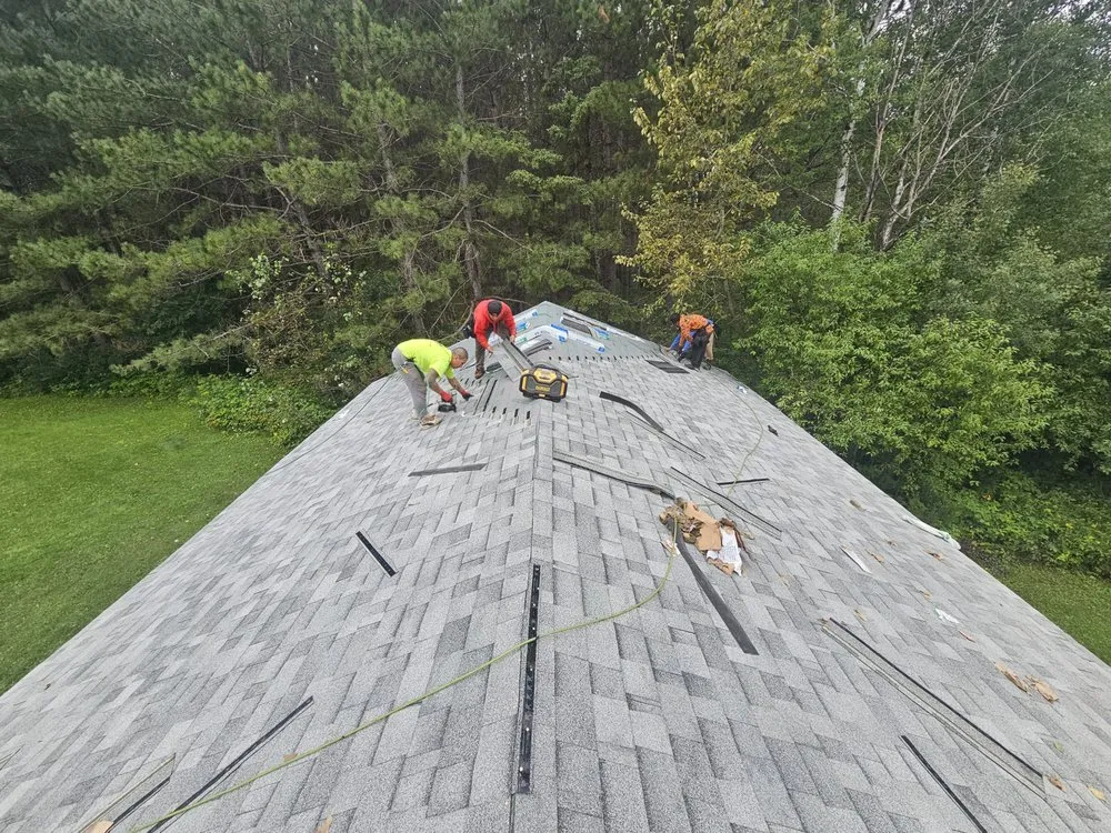Professional residential roofing service in St. Cloud, MN - Paucar Construction