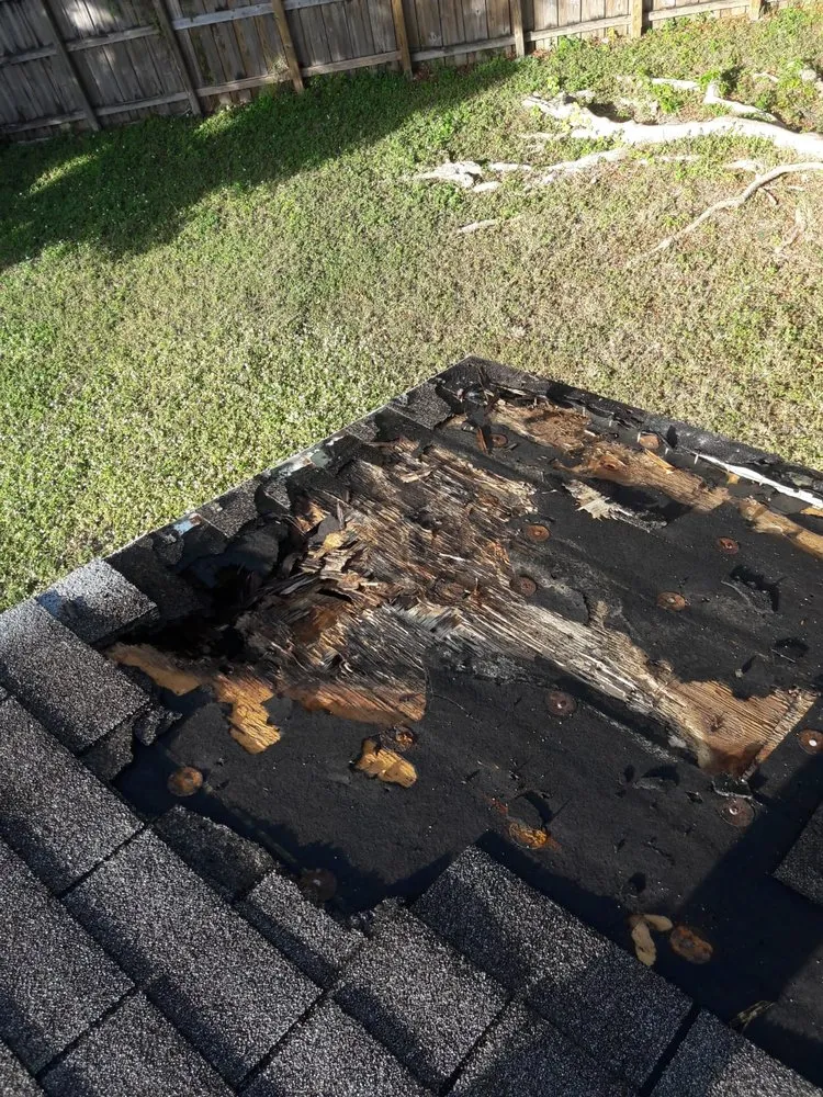 Slide of Paula Roofing