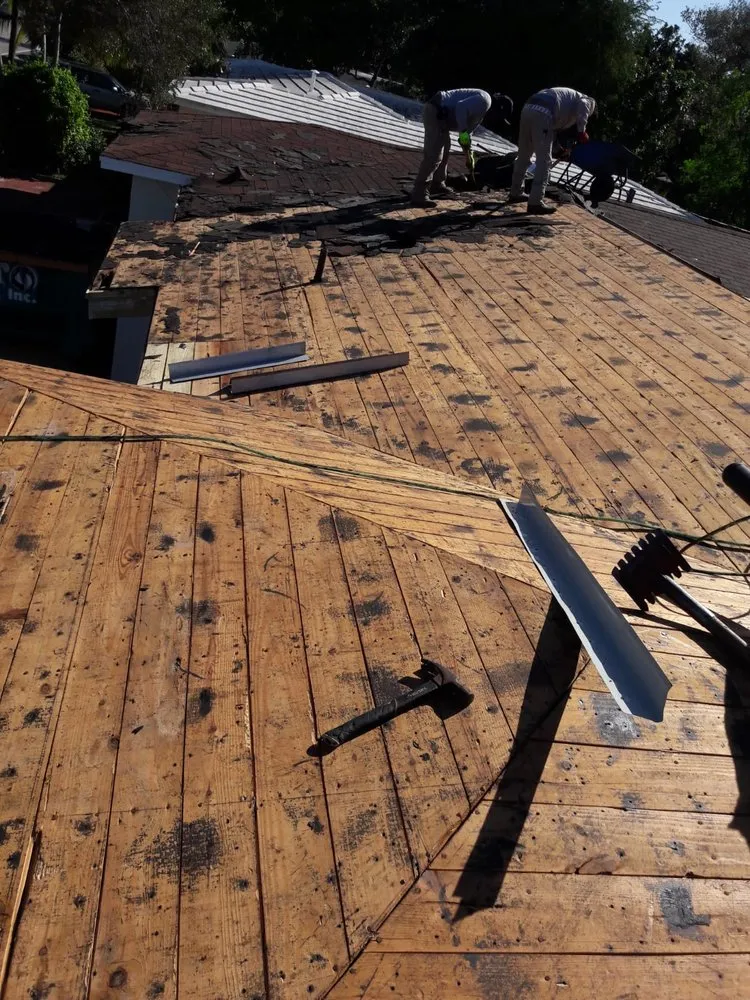 Slide of Paula Roofing