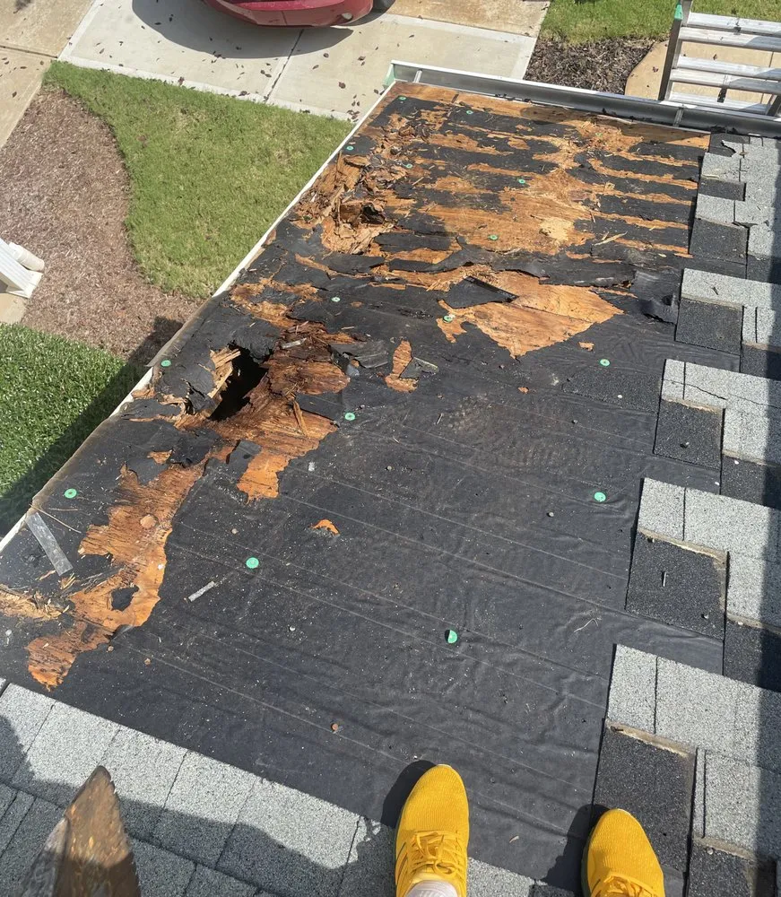 Slide of Paulino Roofing