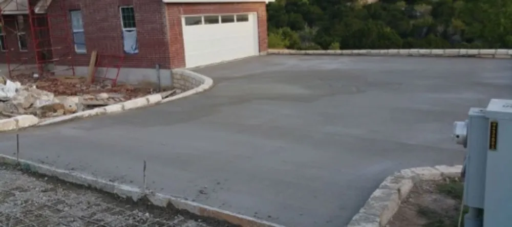 Slide of Pauls Concrete and Landscaping