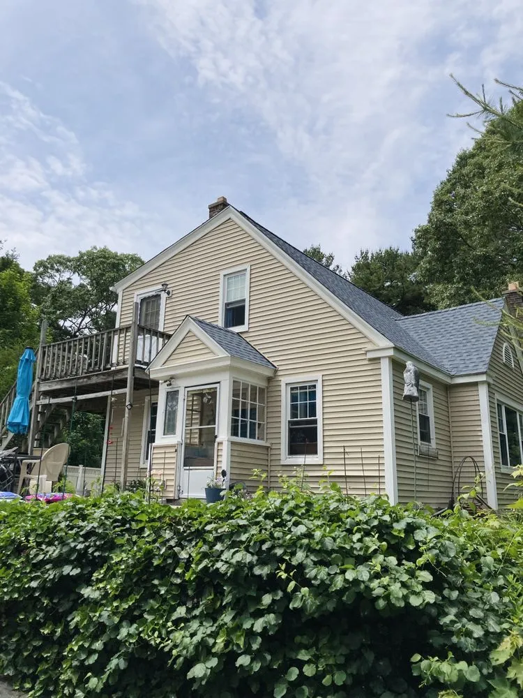 Slide of Pawcatuck Roofing