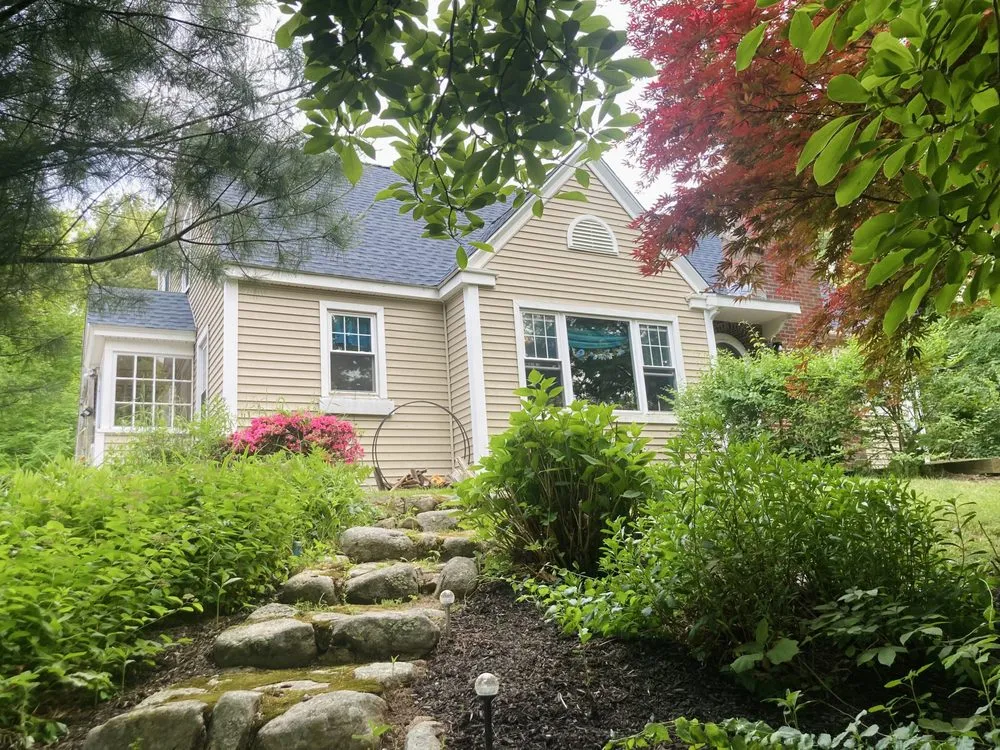 Slide of Pawcatuck Roofing