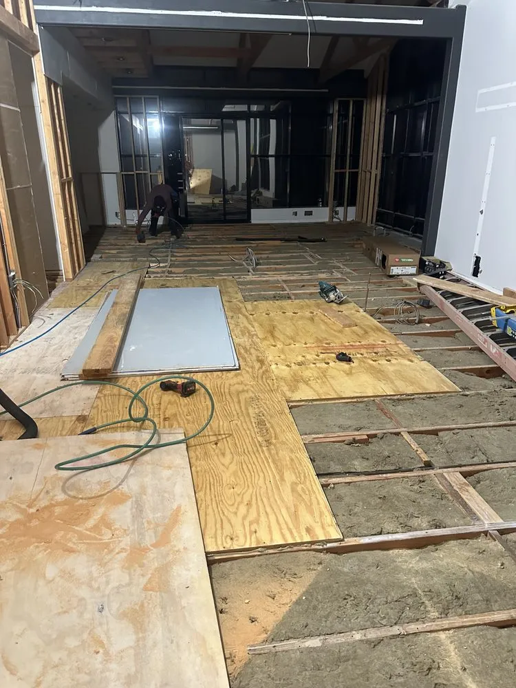 Slide of Payeras Remodeling