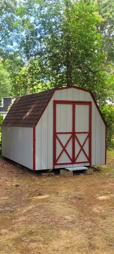 Local residential roofing service experts serving Goochland, VA - P&B Roofing and Siding