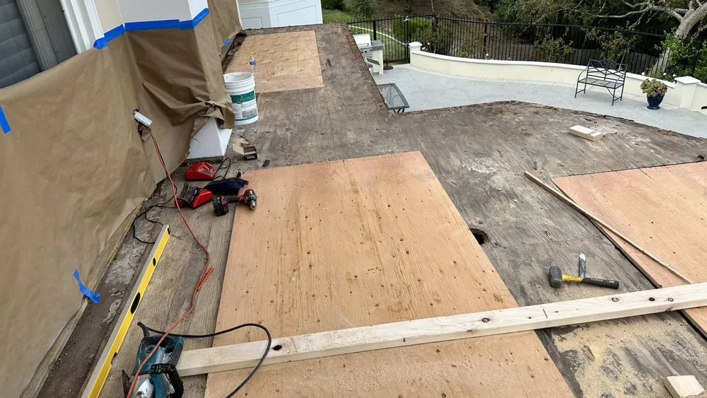 Licensed roof replacement for residential properties in Venice, CA by PCH Waterproofing & Roofing