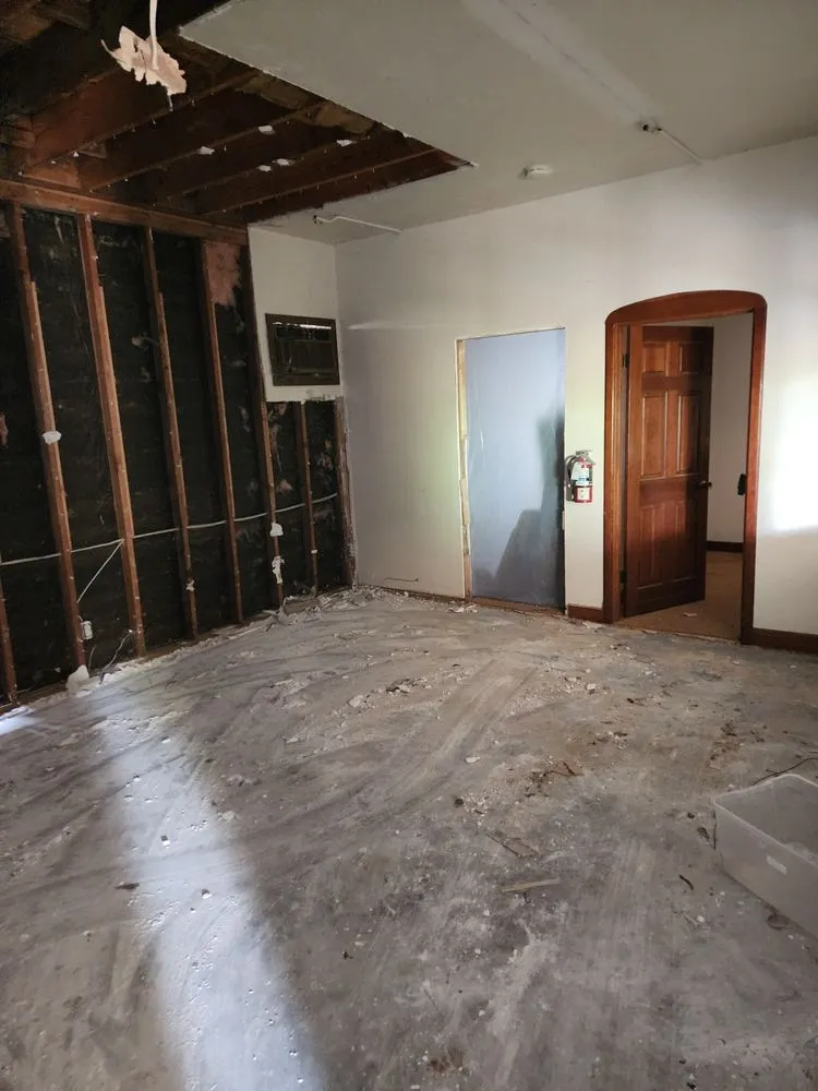 Slide of Peace Of Mind Contracting