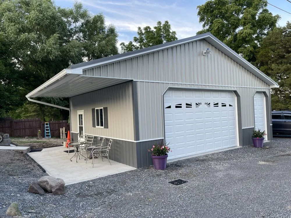 Slide of Peachey Builders