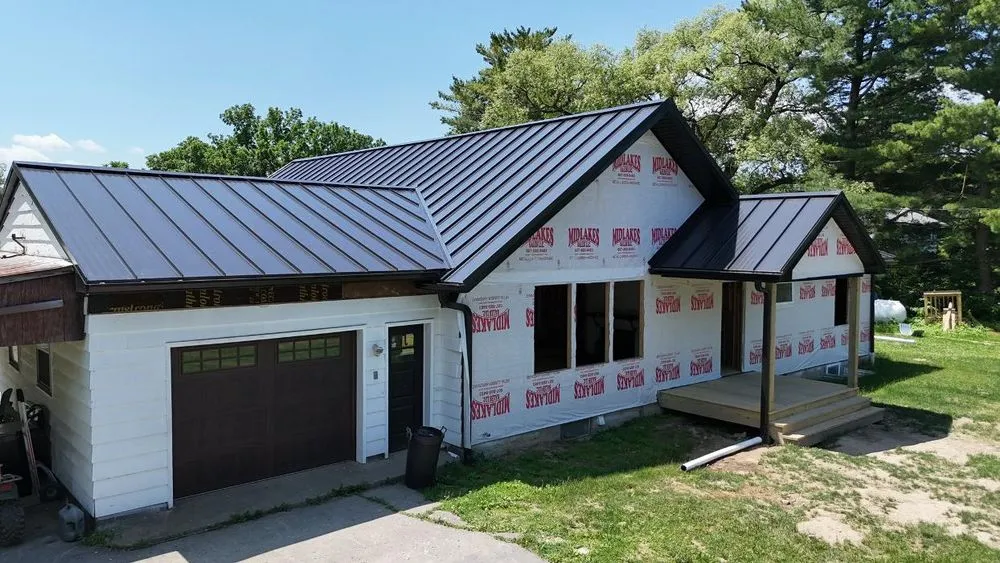 Slide of Peachey Builders