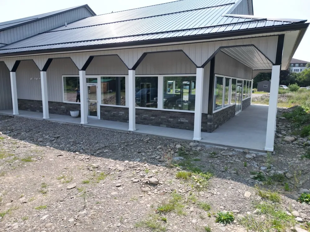 Slide of Peachey Builders