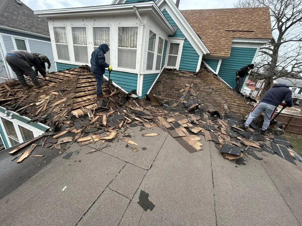 Slide of Peak 2 Peak Roofing & Construction