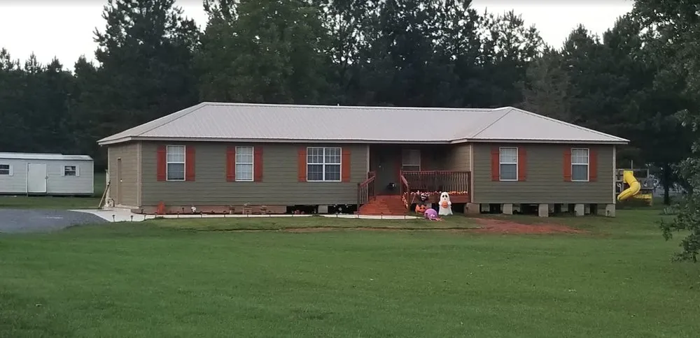 Slide of Peak Performance Contractors and Roofing