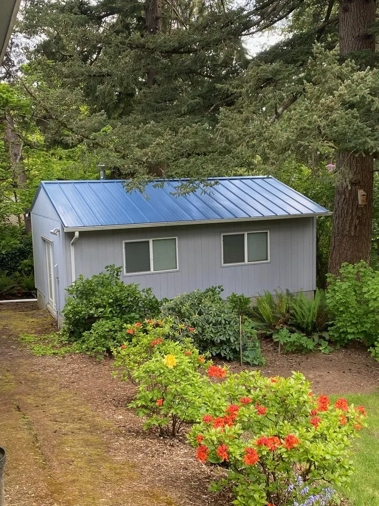 Slide of Peak Performance Roofing