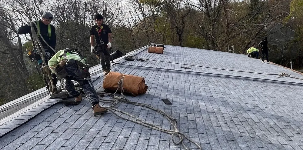Slide of Peak Quality Roofing