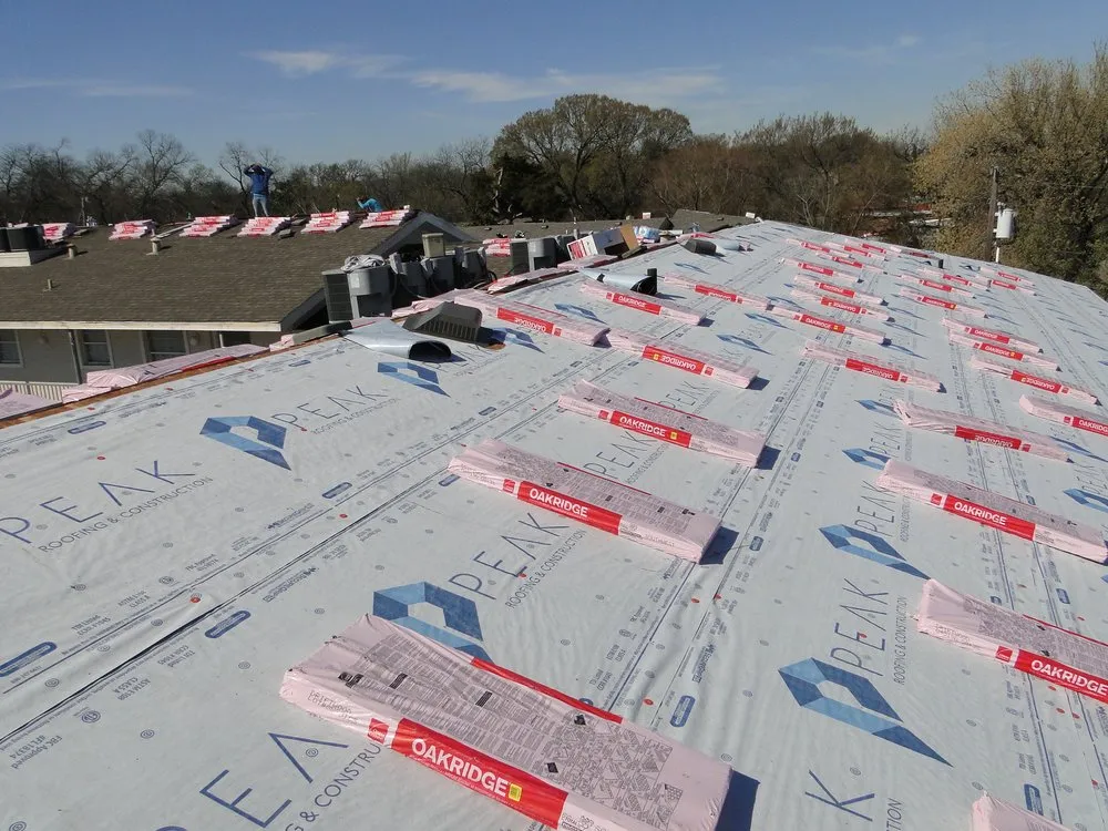 Slide of Peak Roofing & Construction