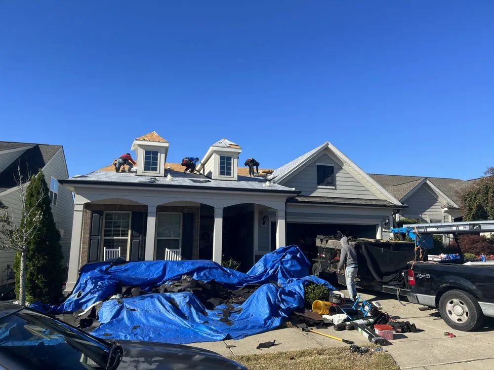 Slide of Peak Roofing Solution