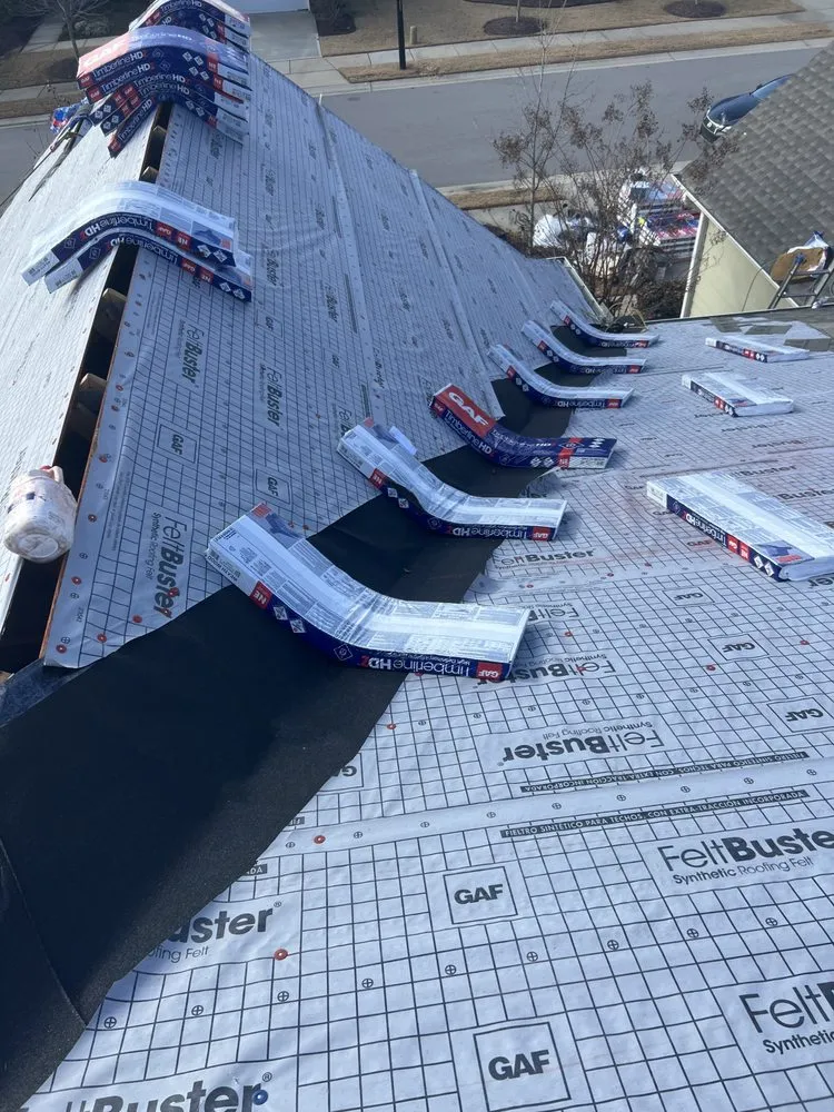 Slide of Peak Roofing Solution