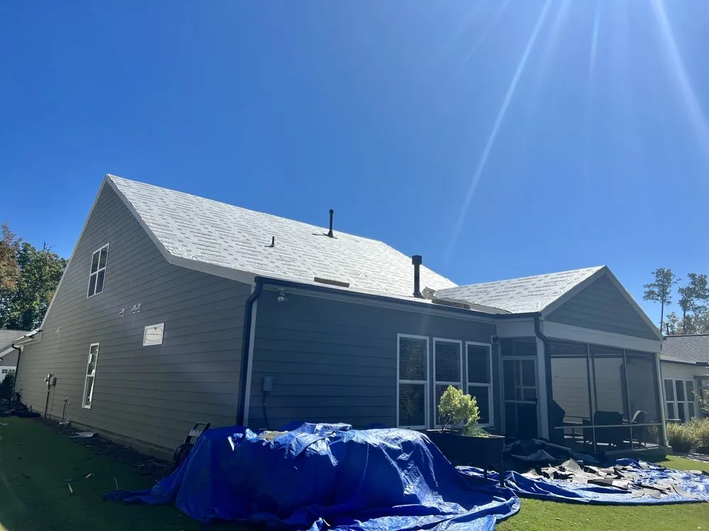 Slide of Peak Roofing Solution