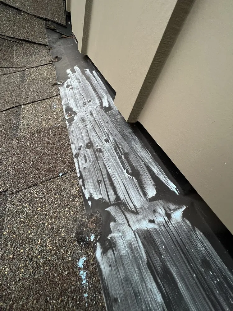 Slide of Peak Roofing Solution