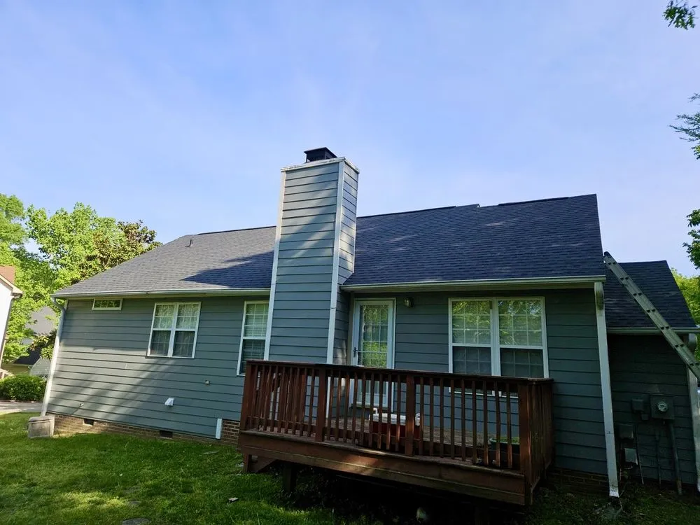 Slide of Peak Roofing Solution