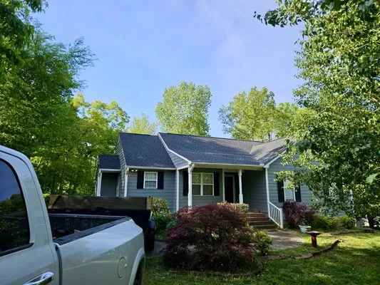 Peak Roofing Solution