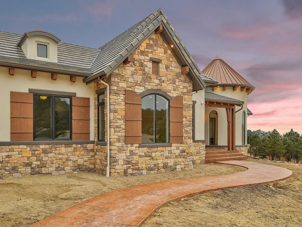 Slide of Peak View Roofing