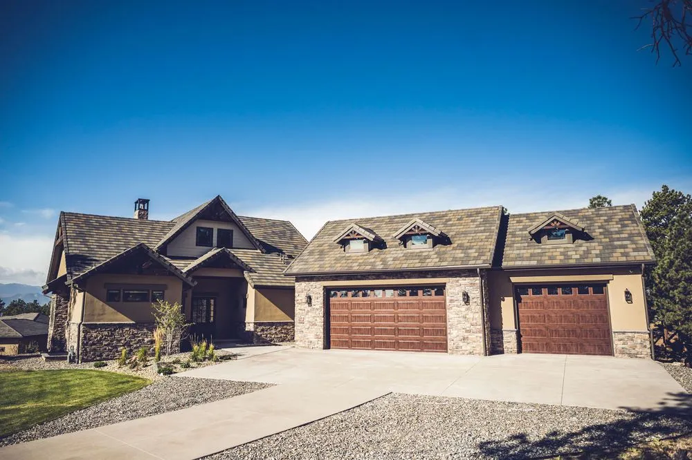 Slide of Peak View Roofing