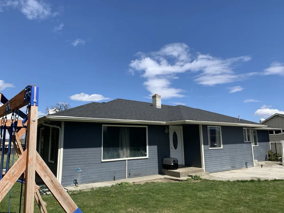 Slide of Peaks and Valley LLC Roofing