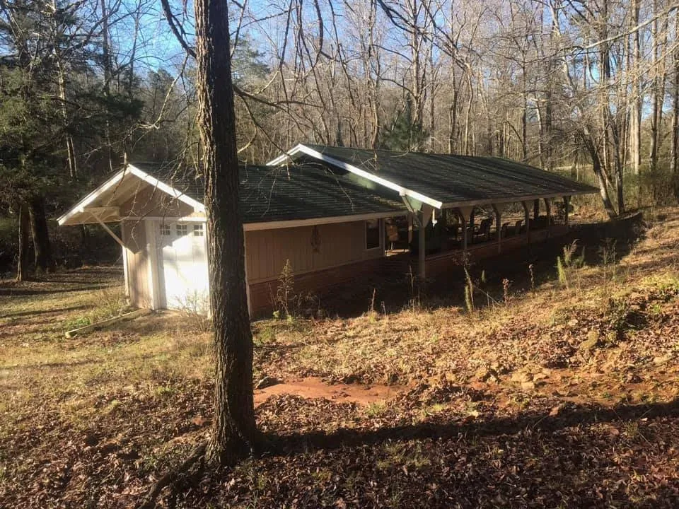 Slide of Pearl Roofing Services