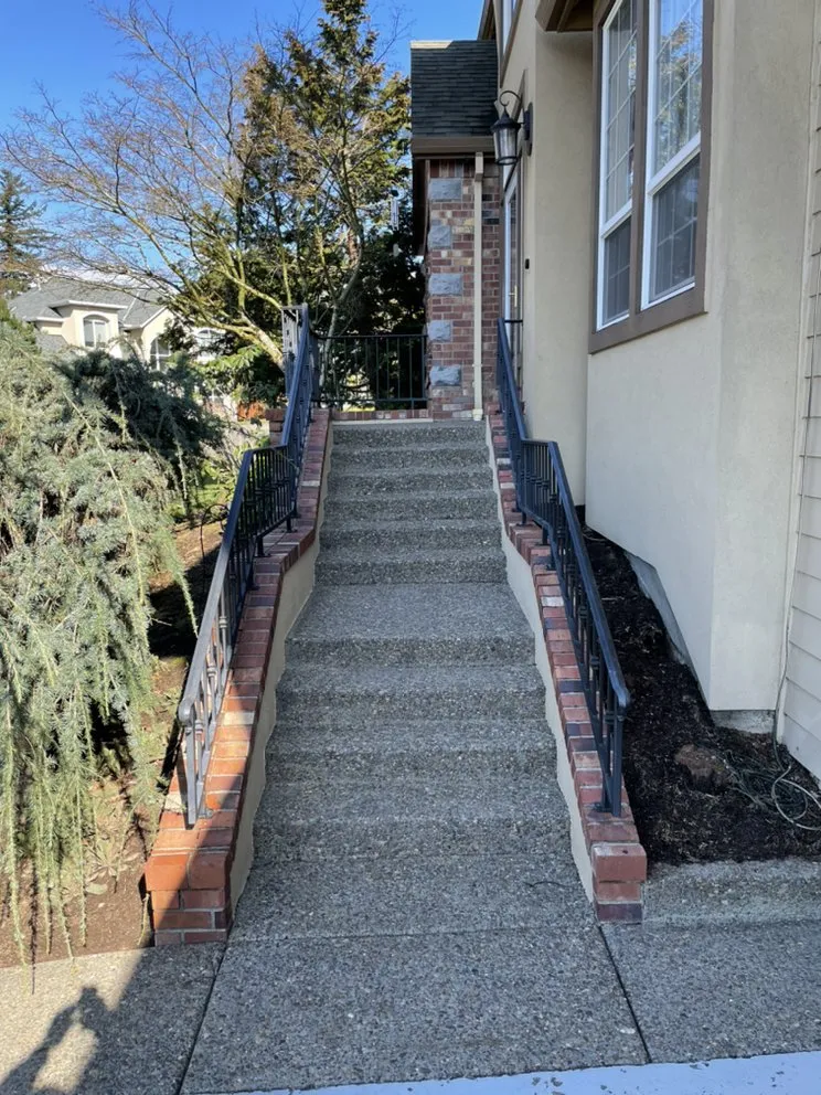 Slide of Peerless Pressure Washing