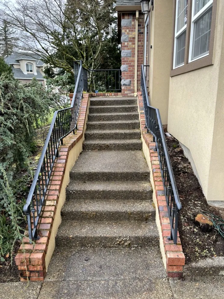 Slide of Peerless Pressure Washing