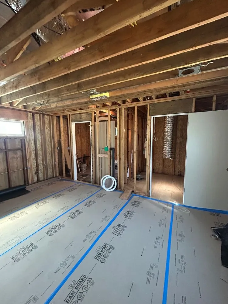 Slide of Pellegrino Roofing