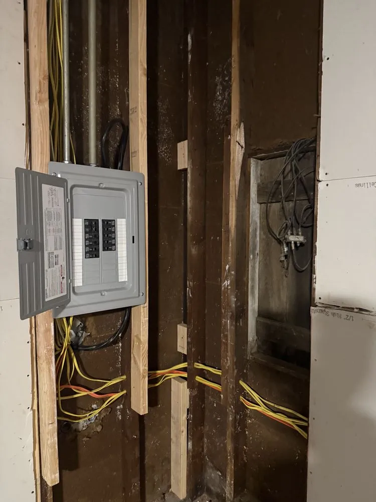 Slide of Pellegrino Roofing