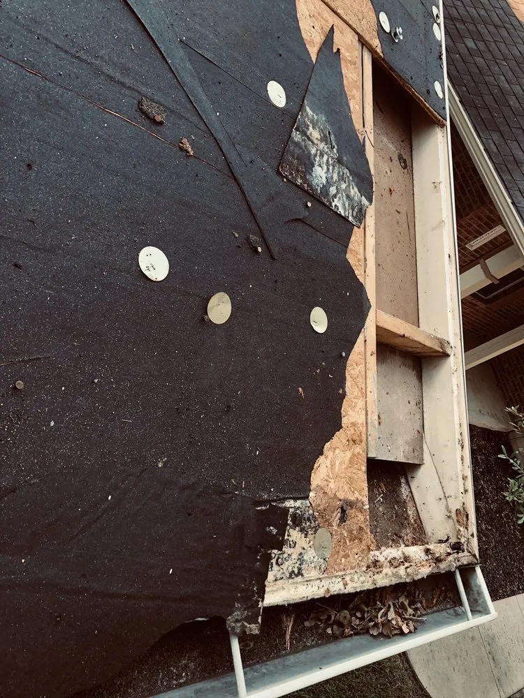 Slide of Pena Roofing