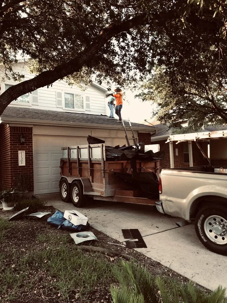 Slide of Pena Roofing