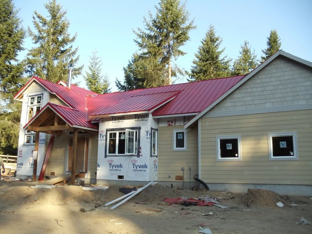 Licensed residential roofing service in Olalla, WA by Peninsula Roofing