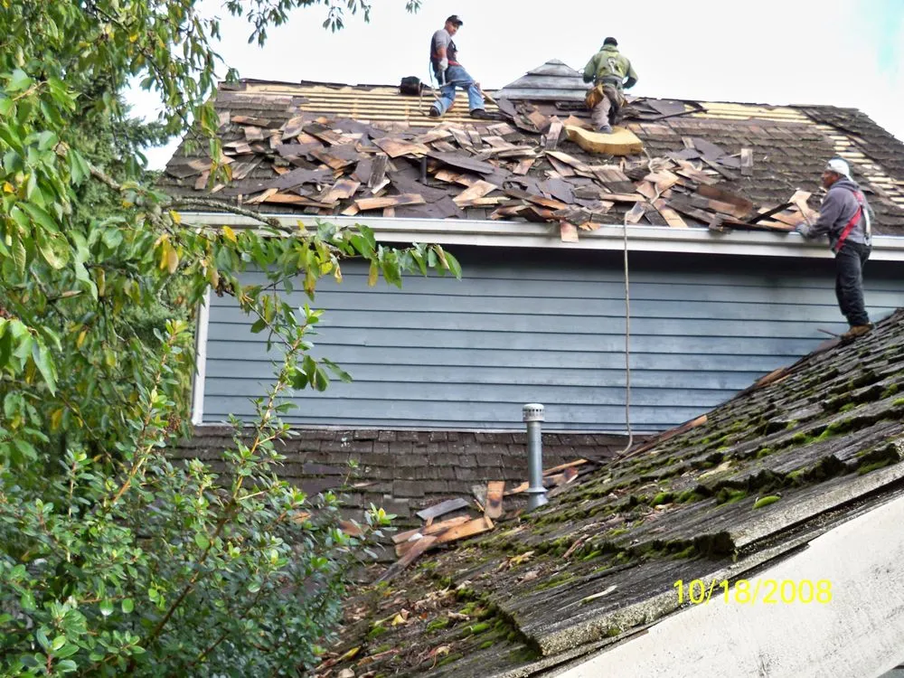 Trusted residential roofing service same-day service across Olalla, WA - Peninsula Roofing