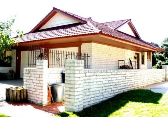 Trusted residential roofing service for homes in Andale, KS by Penney Construction