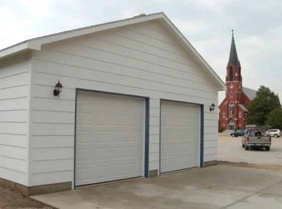 Licensed roof installation for fast service across Andale, KS - Penney Construction