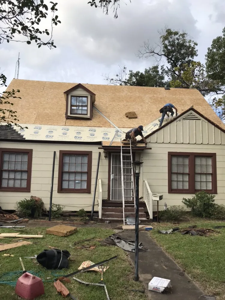 Slide of Penta Star Roofing & Siding