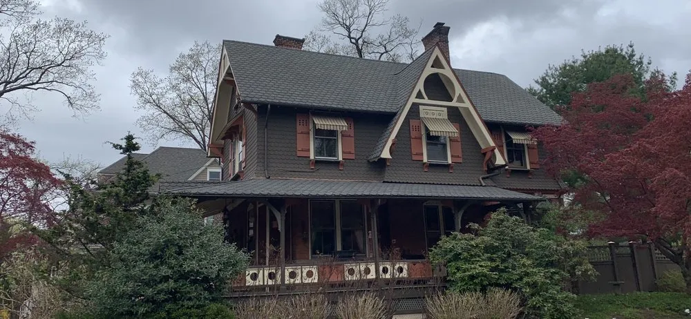 Slide of Penyak Roofing