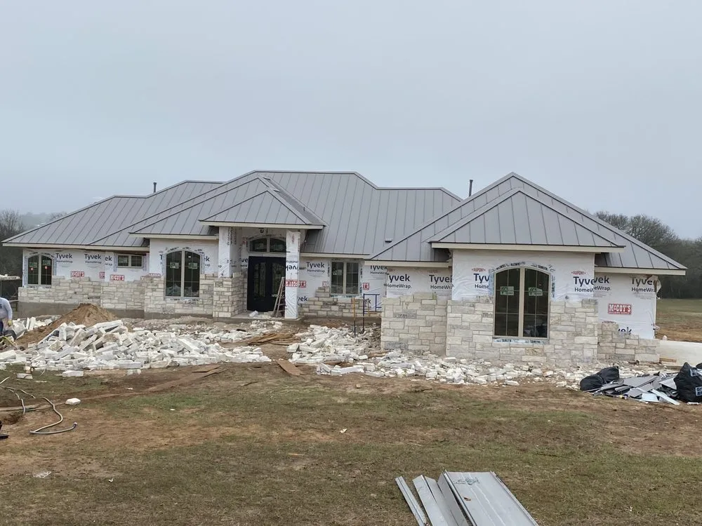Local roof installation experts serving Del Valle, TX - Pepe's Roofing