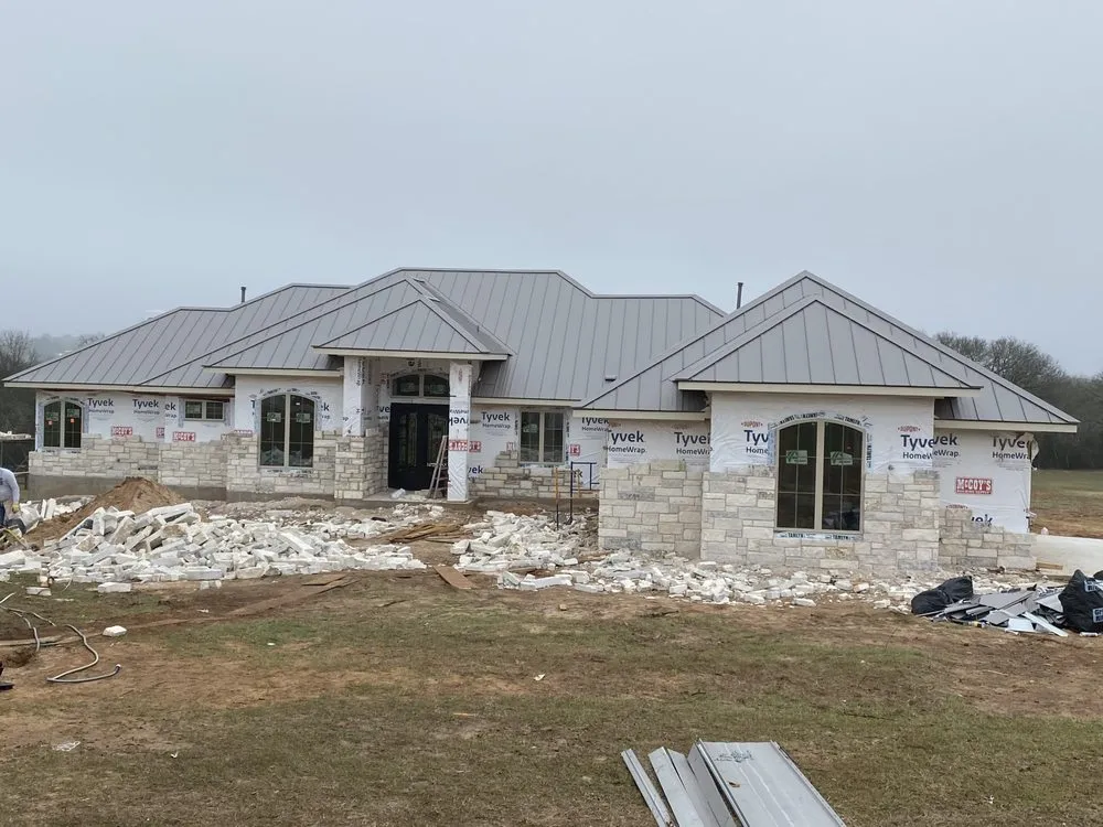 Reliable roof inspection in Del Valle, TX - Pepe's Roofing