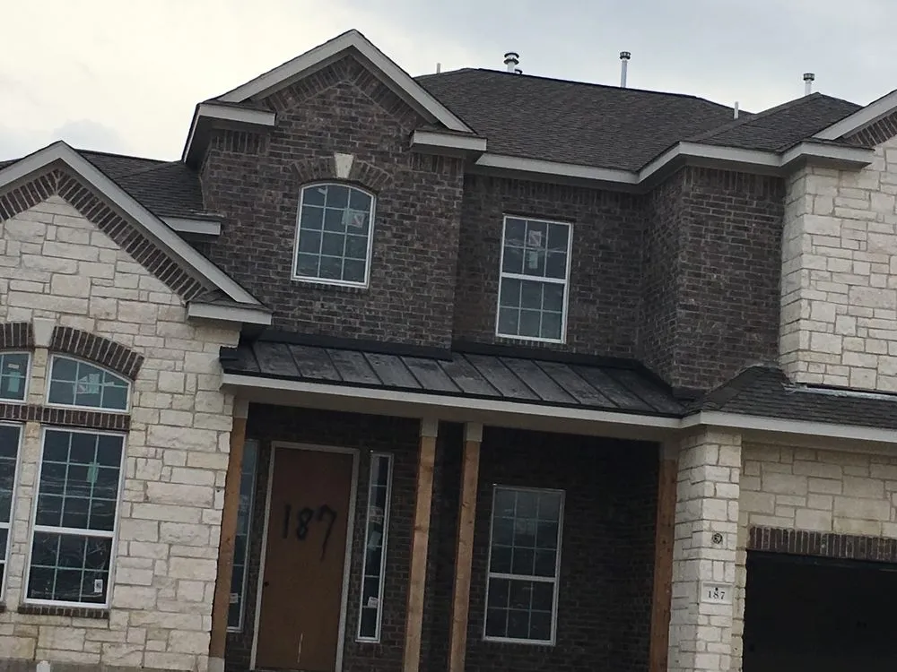 Professional roof replacement experts serving Del Valle, TX - Pepe's Roofing