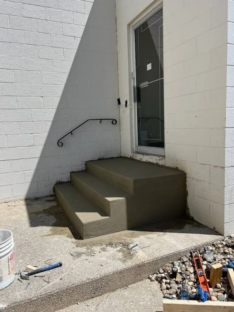 Slide of Perea Contracting