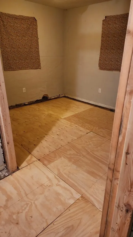 Slide of Perea Contracting